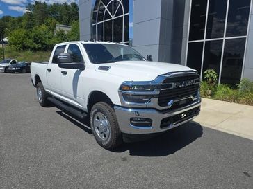 New 2025 RAM 2500 Tradesman Crew Cab 4x4 6'4' Box