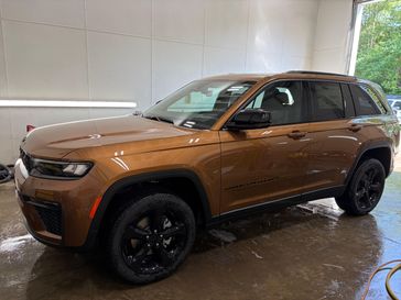 New 2026 Jeep Grand Cherokee Limited 4x4