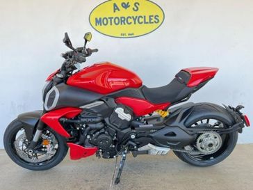 Used 2024 Ducati Diavel V4 