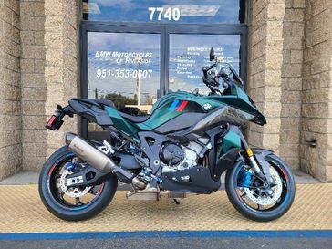 New 2026 BMW M1000XR 