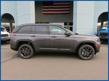 New 2025 Jeep Grand Cherokee Limited