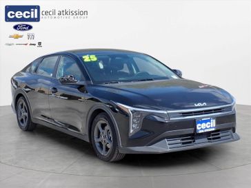 Used 2025 Kia K4 LX