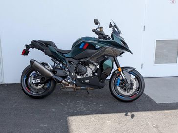 2026 BMW M 1000 XR