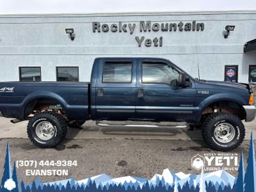 2001 Ford Super Duty F-250 Lariat Crew Cab 156 4WD