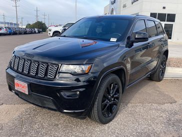 Used 2018 Jeep Grand Cherokee Altitude