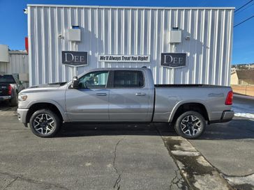 2025 RAM 1500 Laramie Crew Cab 4x4 6'4' Box