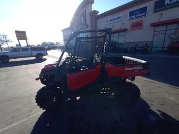 2025 Honda PIONEER 1000 DELUXE 