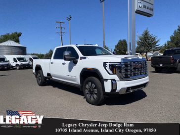 2024 GMC Sierra 3500HD Denali