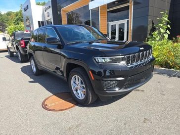 New 2025 Jeep Grand Cherokee Laredo