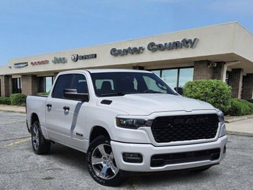 New 2026 RAM 1500 Express Crew Cab 4x2 5'7' Box