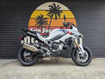 2026 BMW S 1000 XR