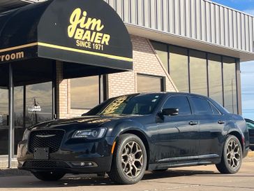 2016 Chrysler 300 300S