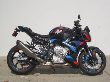 2024 BMW M 1000 R