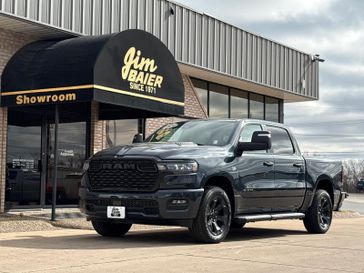 New 2026 RAM 1500 Express Crew Cab 4x4 5'7' Box