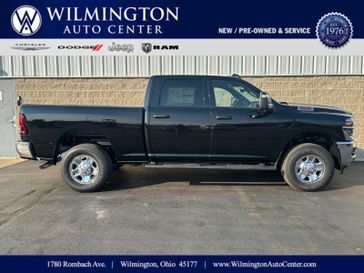 New 2026 RAM 2500 Tradesman Crew Cab 4x4 6'4' Box