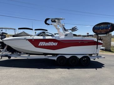 2025 MALIBU WAKESETTER M42 WHITE 