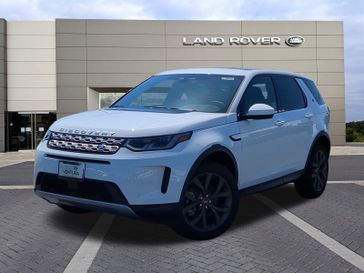 2023 Land Rover Discovery Sport SE in a Fuji White exterior color. Ventura Auto Center 866-978-2178 venturaautocenter.com 