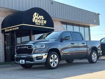 New 2026 RAM 1500 Big Horn Crew Cab 4x4 5'7' Box