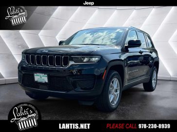 New 2025 Jeep Grand Cherokee Laredo X 4x4