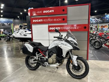 2024 Ducati MULTISTRADA V4 S TRAVEL & RADAR SPOKED WHEELS - DEMO 