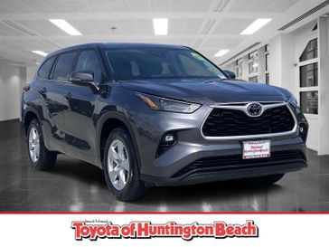 Used 2023 Toyota Highlander LE