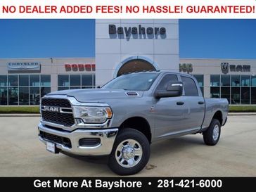 2024 RAM 2500 Tradesman Crew Cab 4x4 6'4' Box