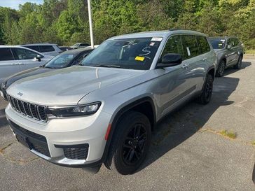 Used 2022 Jeep Grand Cherokee L Laredo