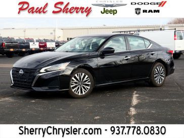 Used 2023 Nissan Altima 2.5 SV