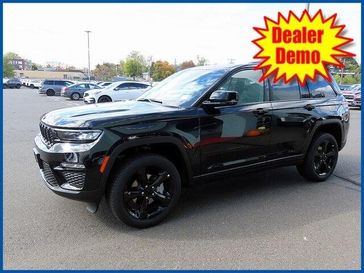 New 2025 Jeep Grand Cherokee Limited