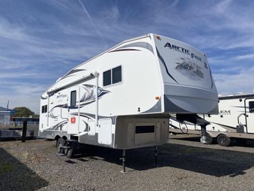 Used 2011 NORTHWOOD MFG Arctic Fox 29-5E