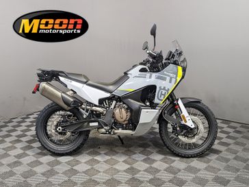 2024 HUSQVARNA NORDEN 901 