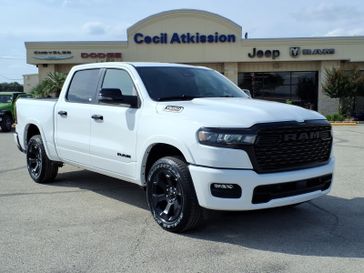 New 2026 RAM 1500 Lone Star Crew Cab 4x2 5'7' Box
