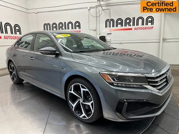 2021 Volkswagen Passat 2.0T R-Line