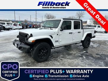 Used 2022 Jeep Gladiator Altitude