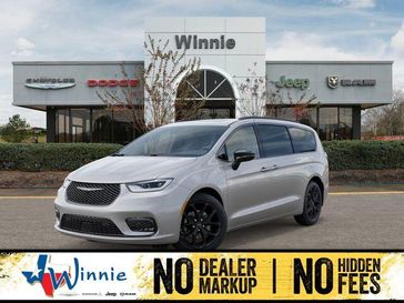 New 2026 Chrysler Pacifica Limited