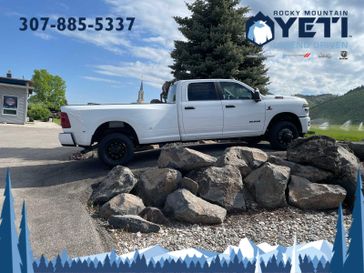 2025 RAM 3500 Big Horn Crew Cab 4x4 8' Box