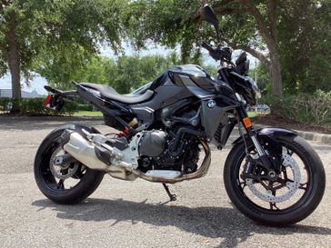 2025 BMW F 900 R