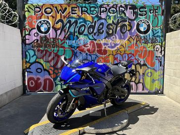 New 2026 Yamaha YZF-R1 