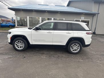 New 2026 Jeep Grand Cherokee Laredo X 4x4