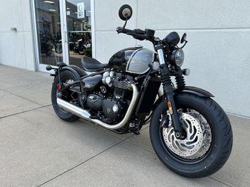 2025 Triumph Bonneville Bobber 