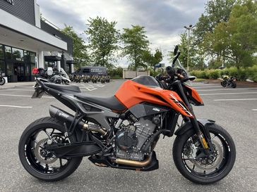 2023 KTM Duke 790 