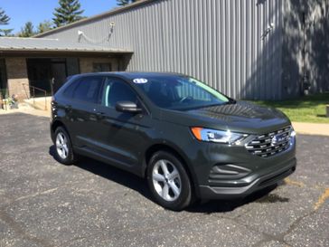 Used 2022 Ford Edge SE