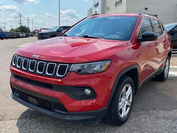 Used 2023 Jeep Compass Latitude
