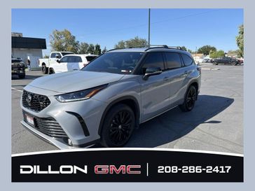 Used 2025 Toyota Highlander XSE