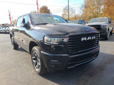 2025 RAM 1500 Laramie Crew Cab 4x4 5'7' Box