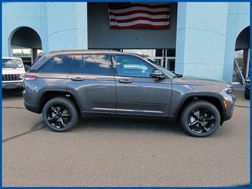 New 2025 Jeep Grand Cherokee Limited