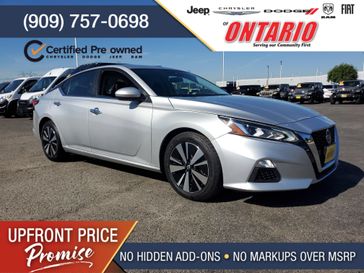 Used 2022 Nissan Altima 2.5 SV