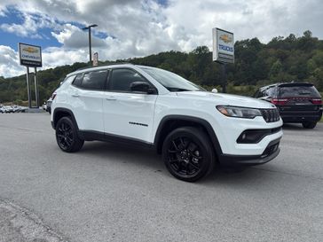 New 2026 Jeep Compass Latitude Altitude