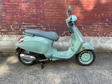 New 2027 Vespa PRIMAVERA 150 80TH ANNIVERSARY 