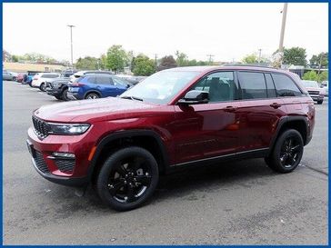 New 2025 Jeep Grand Cherokee Limited